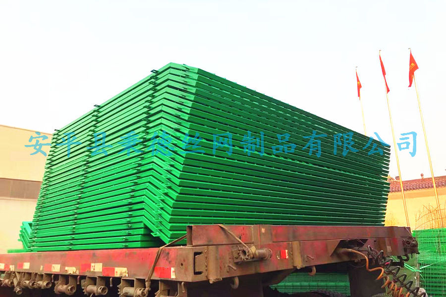 黑河礦區(qū)護欄網(wǎng)項目